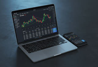 Pantau aktivitas — periksa riwayat trading dan aktivitas akun