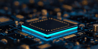Inovasi — Pijar Hasiltek mengembangkan alat trading berbasis AI